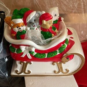 Vintage House of Lloyd Christmas Critters cookie jar wGreen, and Gold Accents